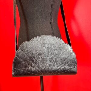 Nat & Nin Parisian Shell-Inspired Black Leather Purse